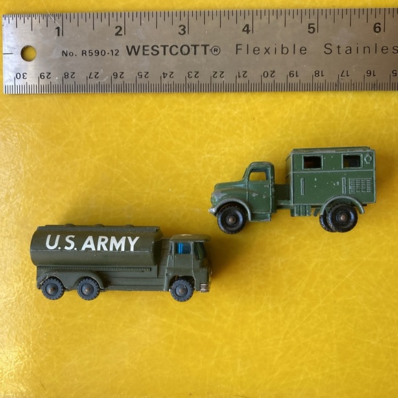 Set of two vintage die cast military army trucks vehicles made in Great Britain - Picture 6 of 16